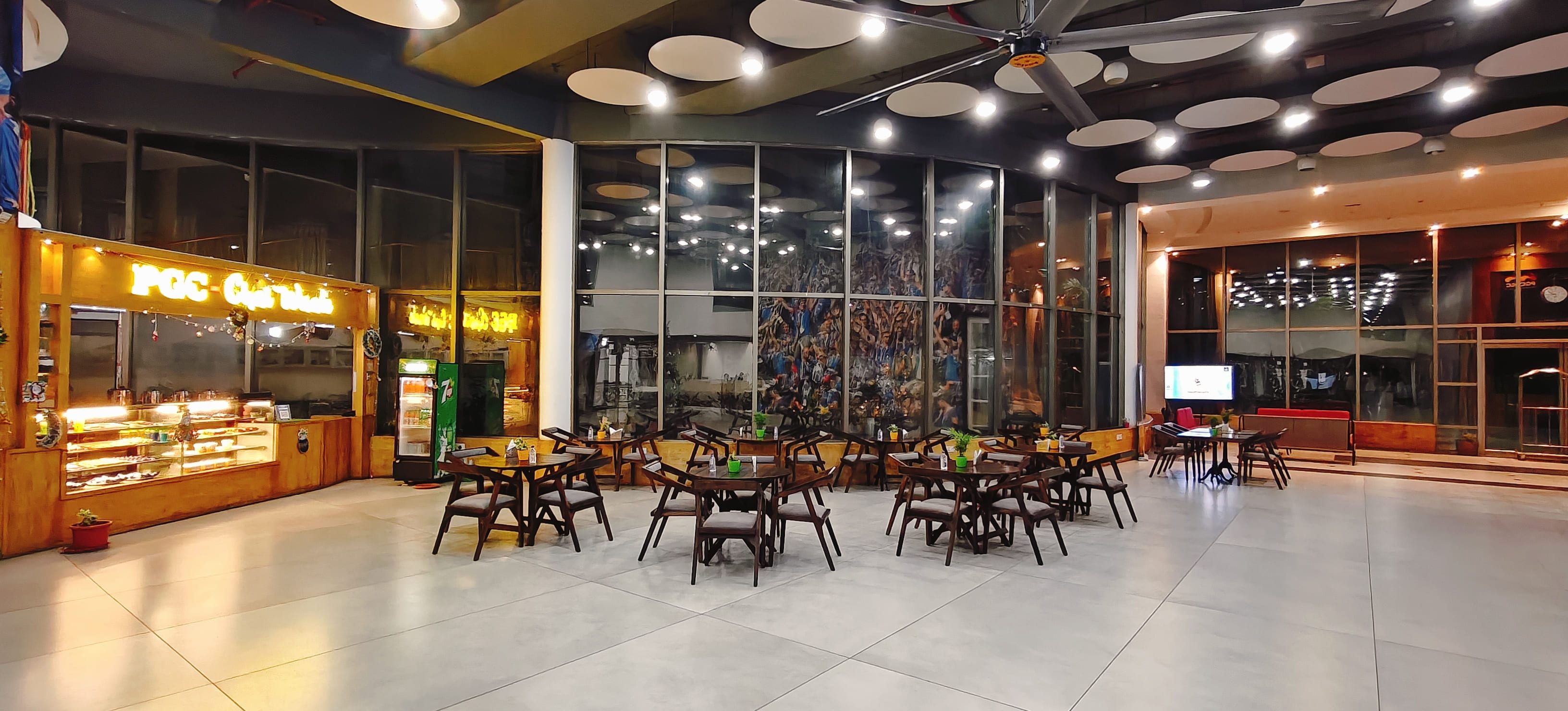 PGC assets/img/dine/cafe-1.jpg