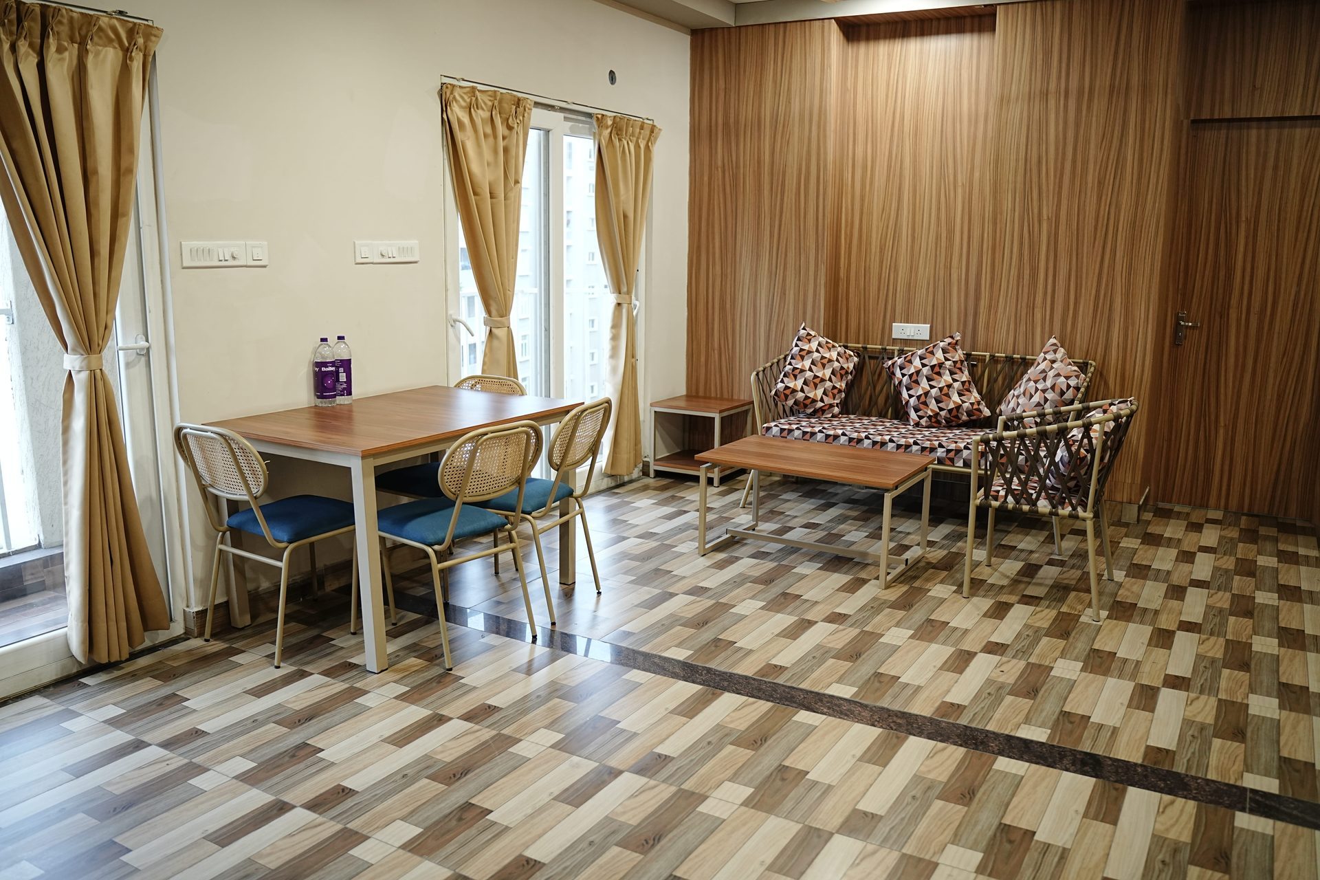 Executive Studio